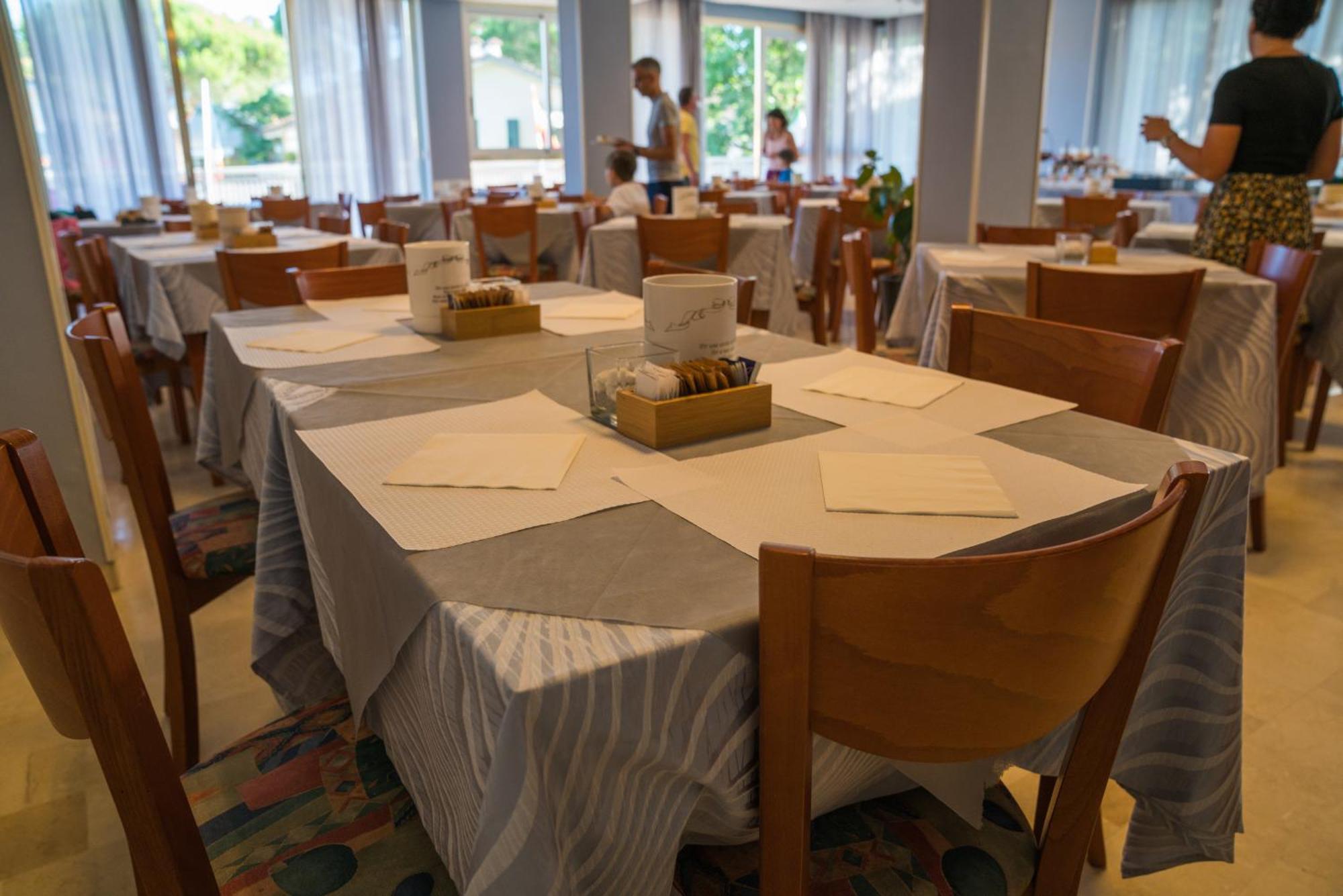 Hotel Singapore Milano Marittima Zewnętrze zdjęcie