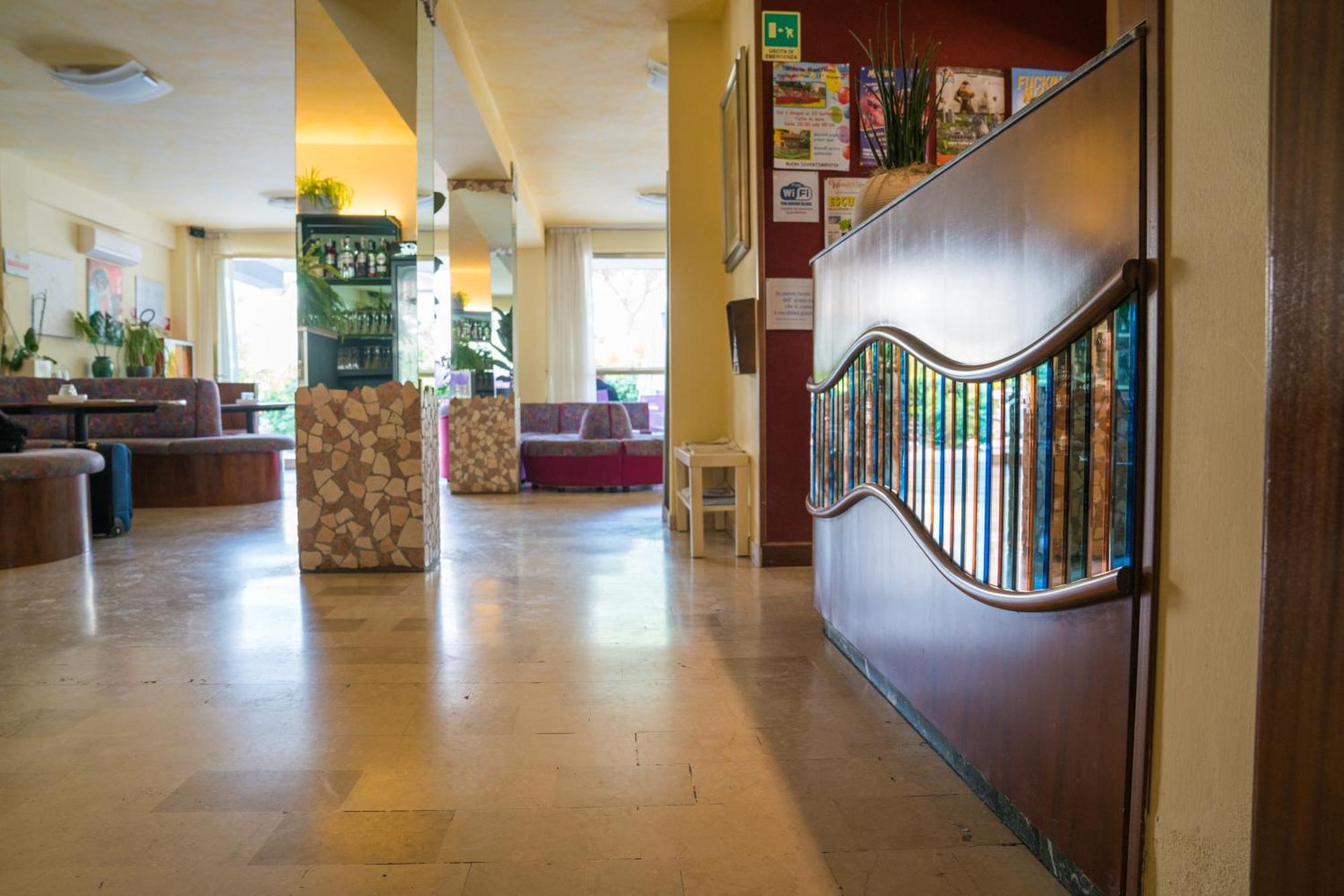 Hotel Singapore Milano Marittima Zewnętrze zdjęcie