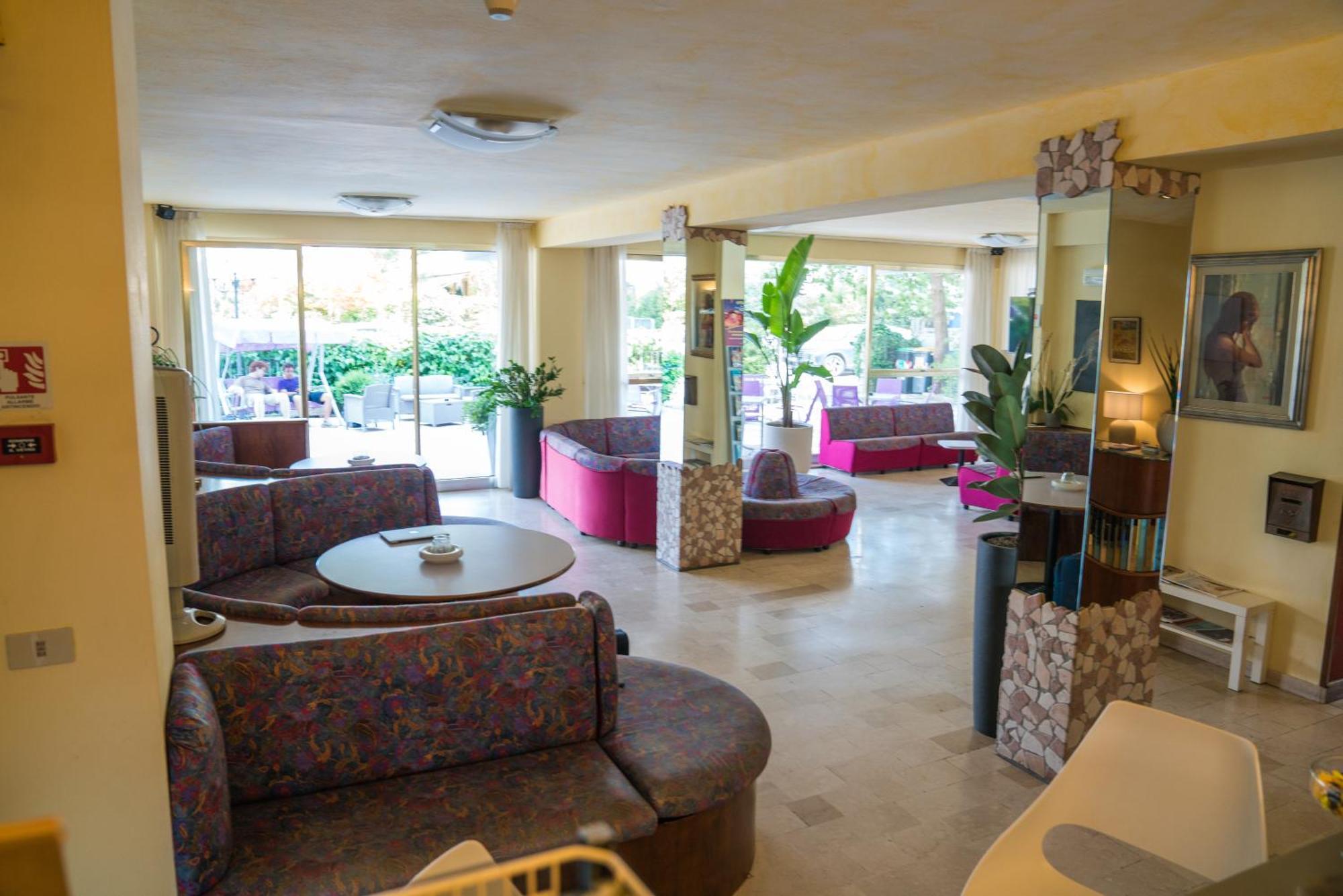 Hotel Singapore Milano Marittima Zewnętrze zdjęcie